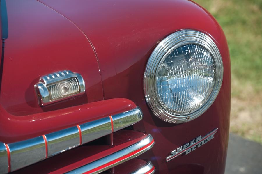  Ford Super DeLuxe Convertible 1946 года  (фото 12 из 18)